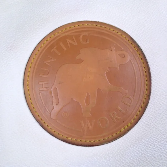 Vintage 1990's Hunting World Full Size Leather Travel Bag Suitcase - Picture 2 of 16